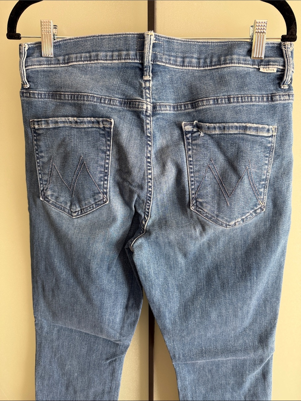 MOTHER The Insider Cropped Step Flair Jeans - Picture 2 of 7
